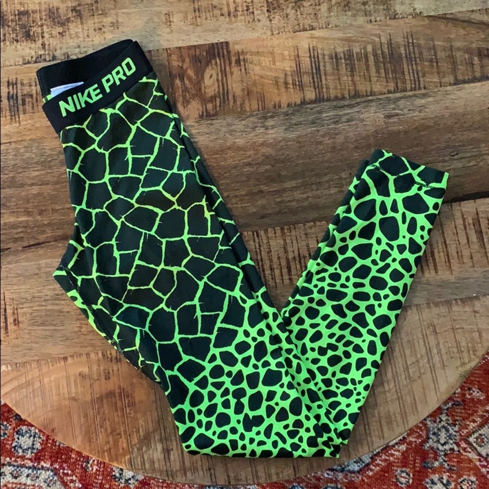 Nike pro leggings